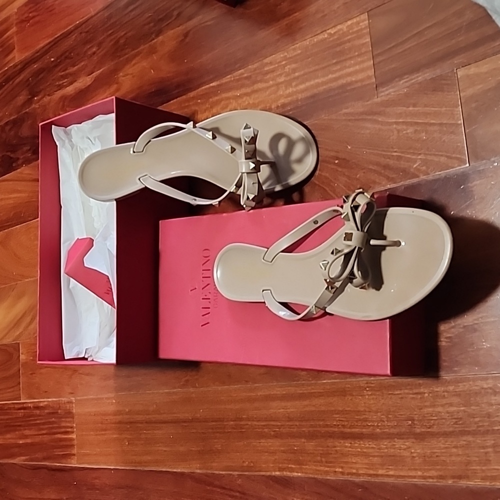 Valentino pvc thong sandals 40